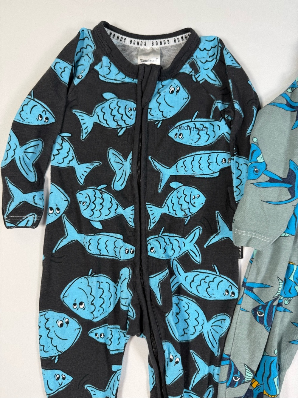 BONDS Wondersuit Fish Zip Romper Lot Size 000 0-3m Coastal Ocean Baby Pajamas - Picture 2 of 15